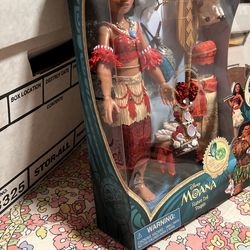 Disney moana singing necklace deals
