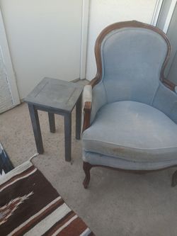 Velvet Chair