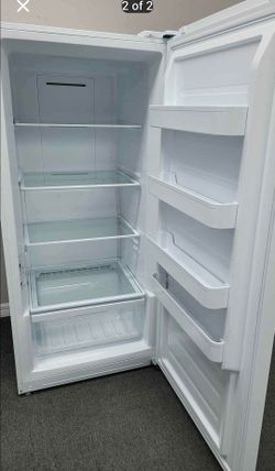 Stand-up freezer