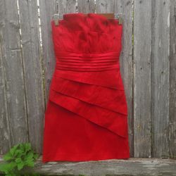 Vintage Y2K Lipstick Red Daisy Cocktail Dress