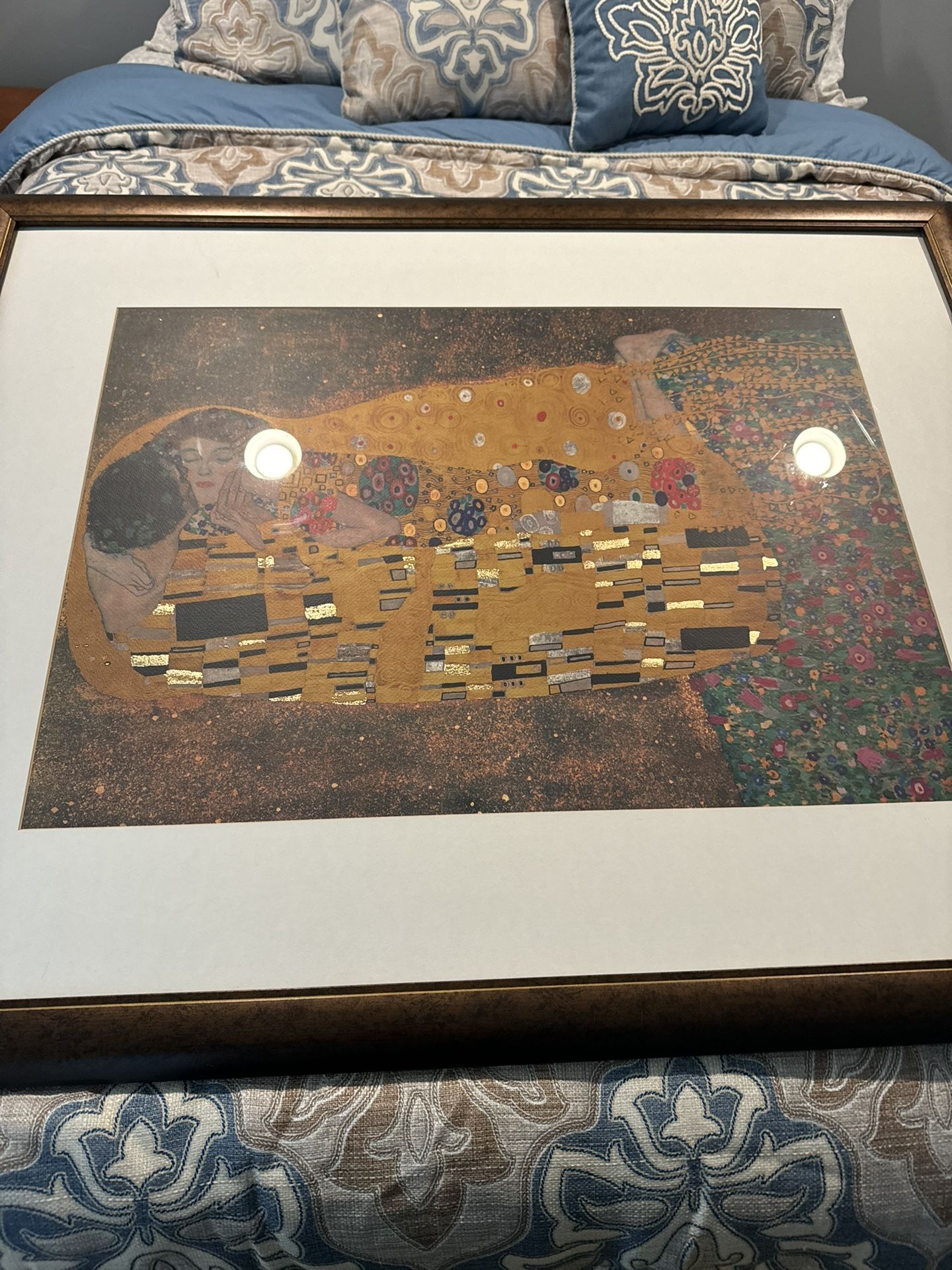 Gustav Klimt “The Kiss” Print (picture)