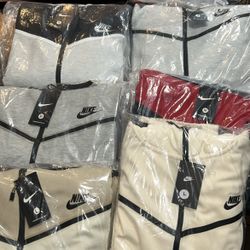 NIKE TECHS BULK DEALS BUY NOW