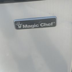 Mini Fridge (Magic Chef)