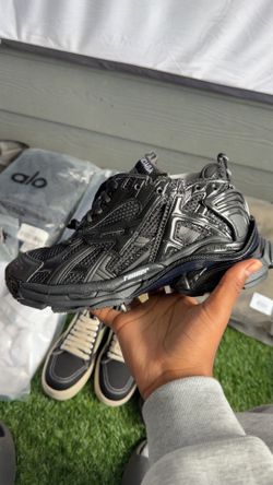 Balenciaga runners