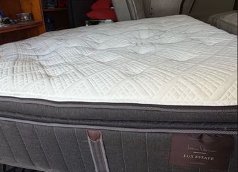New king mattress steam foster lux