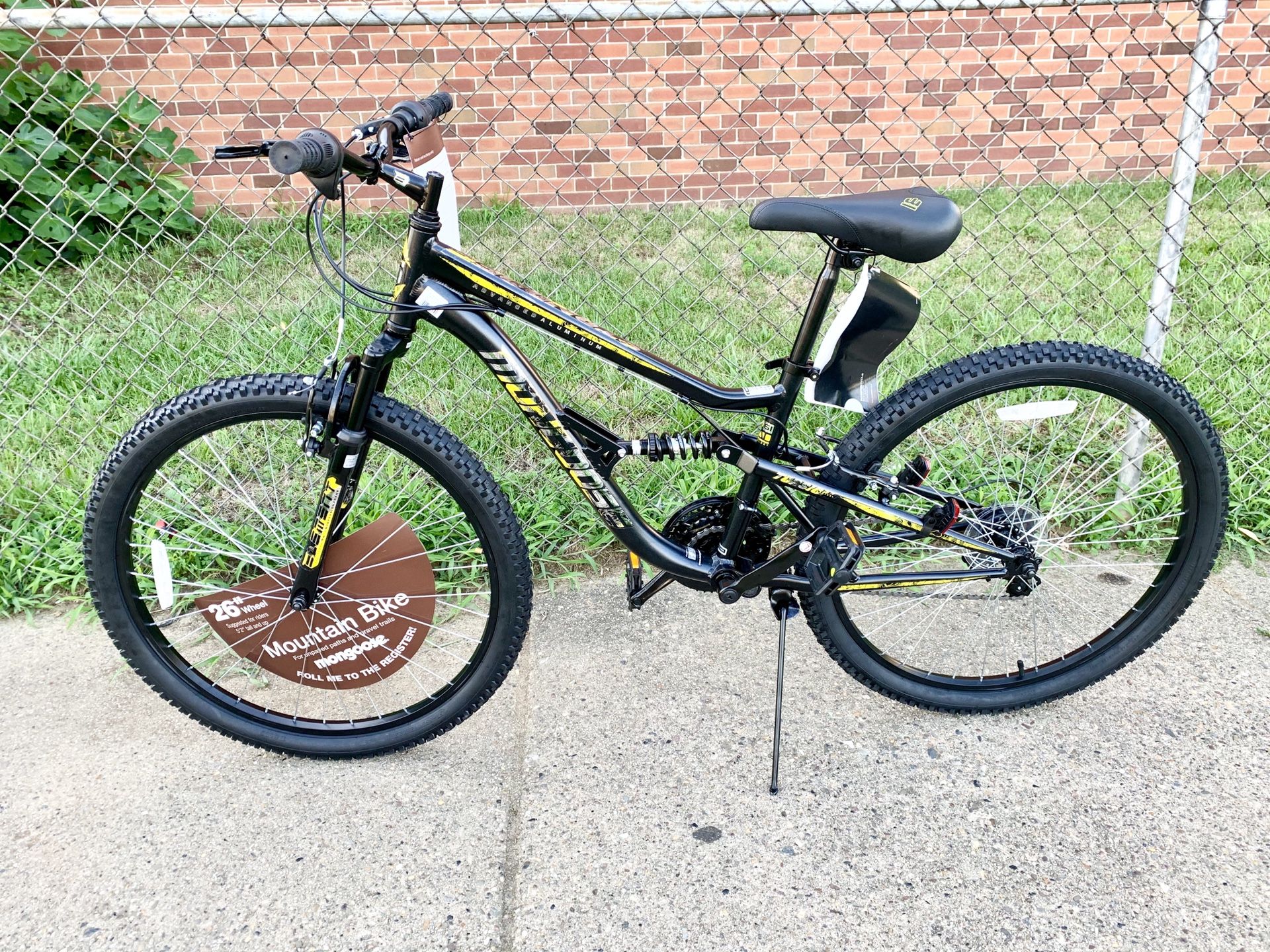 Brand New Mens 26” Mongoose Mountain Bike Bicycle
