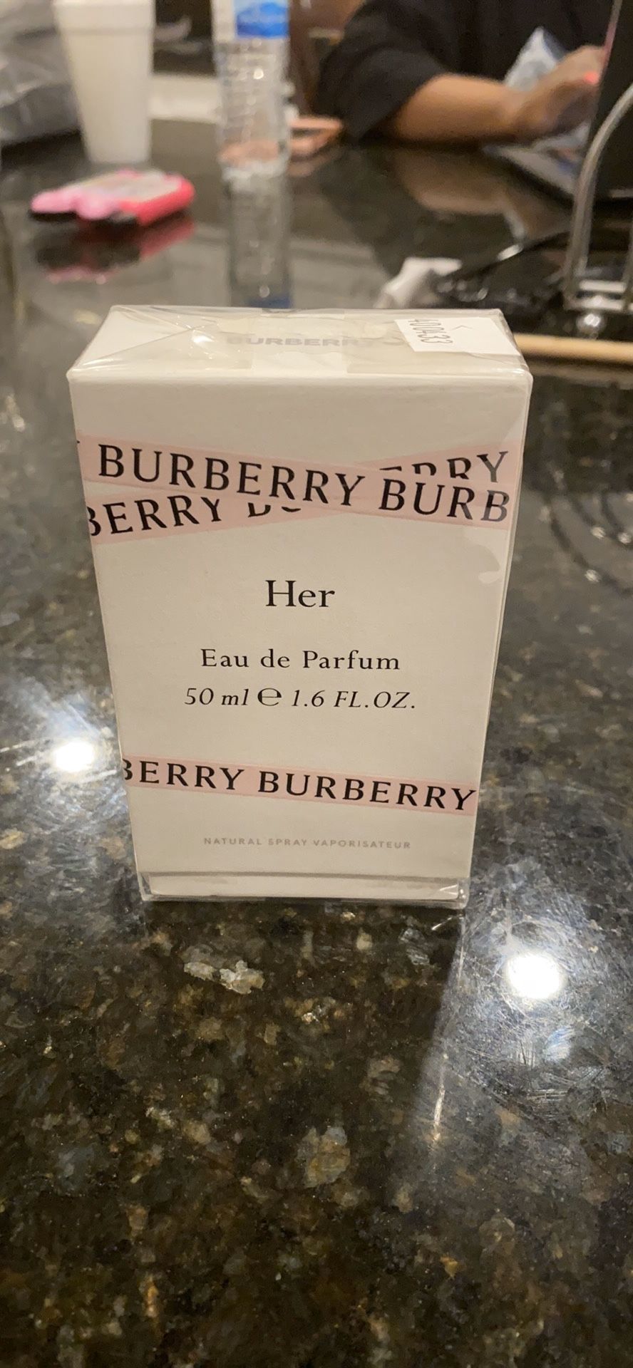 Burberry Her Fragrance sealed