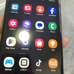 Samsung Galaxy S21 5G 128GB Unlocked Cellphone