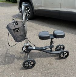 Roscoe Medical Knee Walker Scooter for Adults, Foldable Leg Scooter