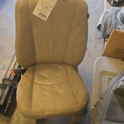 2008-2009 Mercury Mariner Driver Seat 