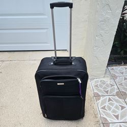 Suitcase 25"x16"x9" $15
