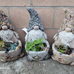 Set Of 3 Gnome Flower Pot 