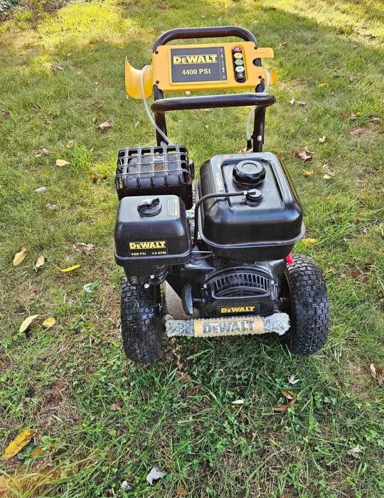 Dewalt pressure washer