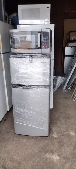 Stainless steel combo fridge and microwave