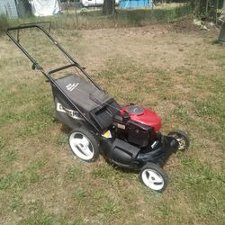 Sturdy Craftsman Push Lawnmower, Works Great. $75.00.