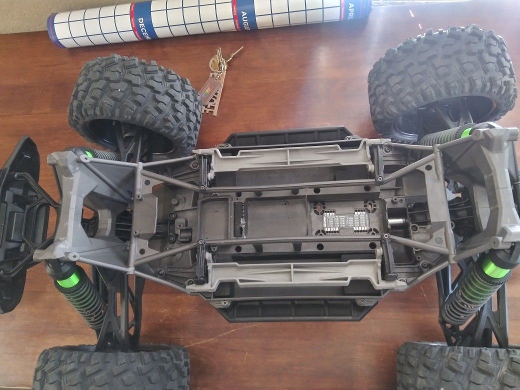 Stock traxxas 8s xmaxx part out only