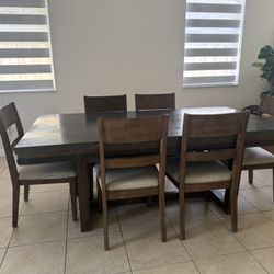 City Furniture Dinning Set