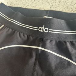 ALO High-Waist Heart Throb Legging Size Small