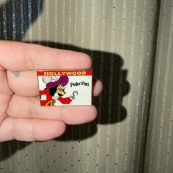 Limited Edition 400 Capitan Hook Hollywood Pin
