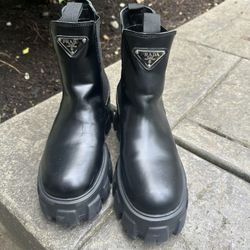 Prada Woman’s Boots 39 / 7.5-8