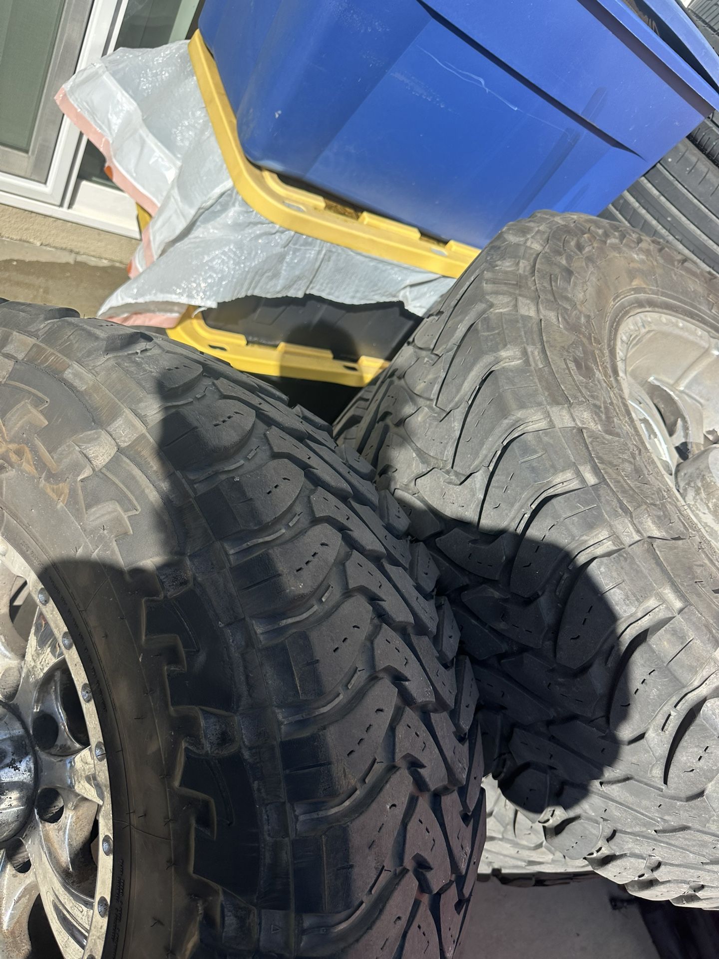 35 Toyo Tires MTs On 18s