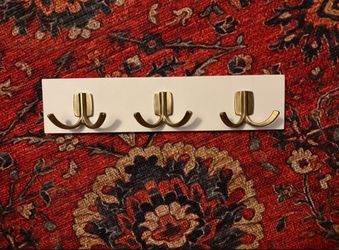 Wall-Mounted Coat Hook Rail with 3 Hooks