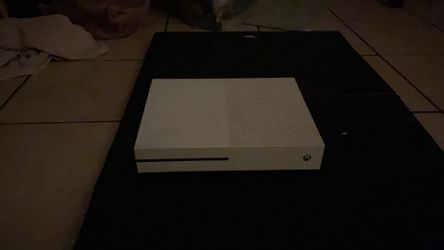 X box one s I also take offers