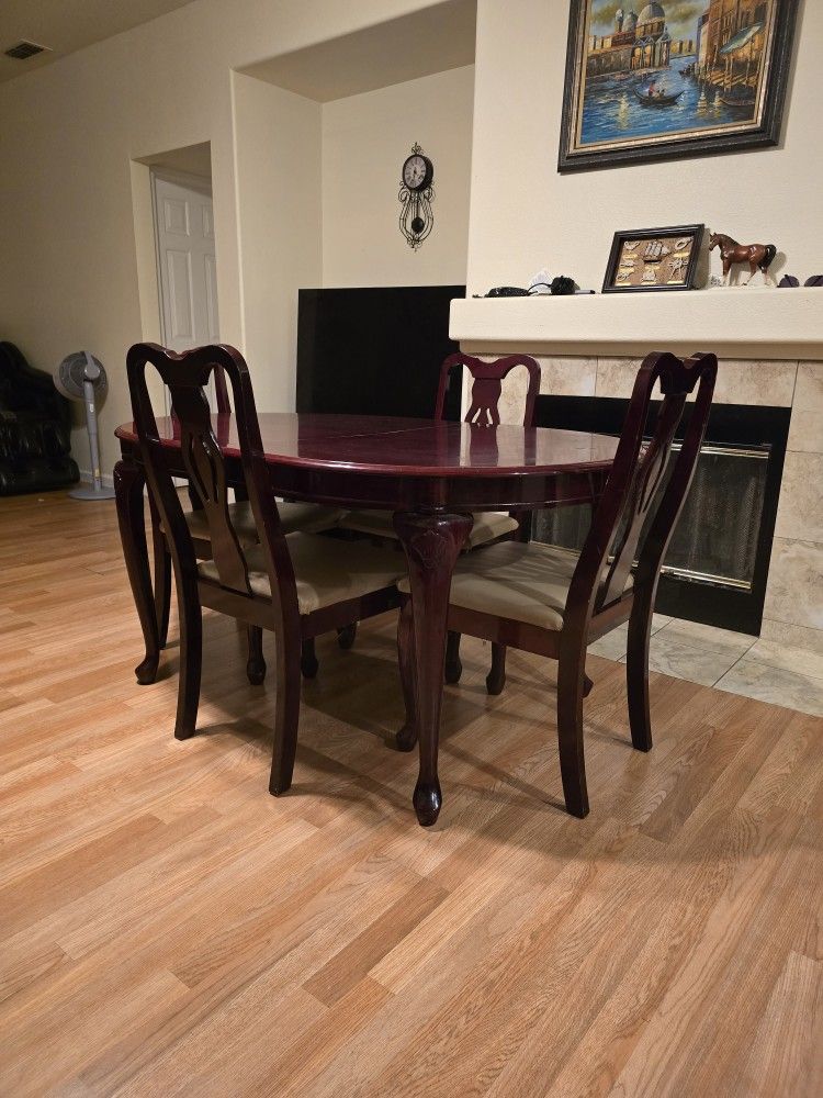 Dining Table With 4 Chairs