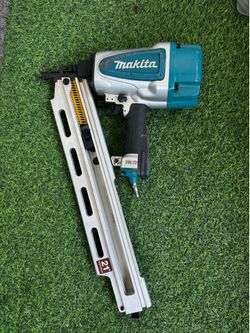 Makita roofing nail gun