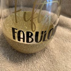 Fifty & Fabulous Wine Glass & Cake Topper - Gold Glitter
