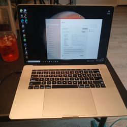 Macbook Pro Retina With Touchbar 