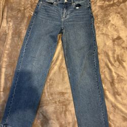 High-waisted 90s Fit blue jeans