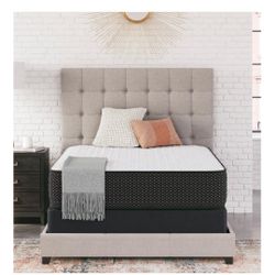 King Mattress LIKE NEW Signature By Ashley