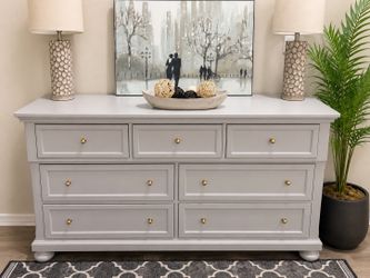 7-Drawer Gray Dresser