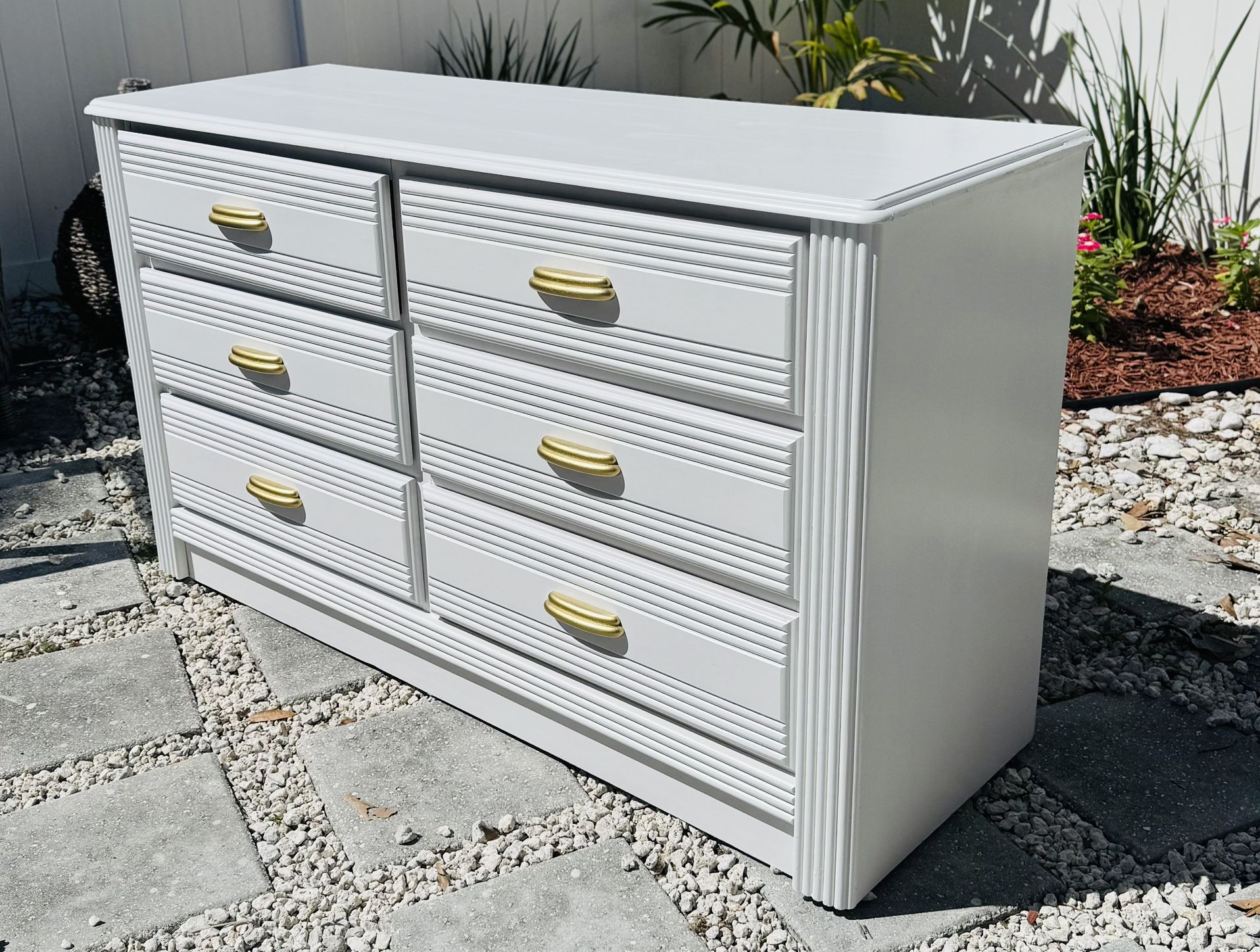 MCM Dresser With 6 Drawers
