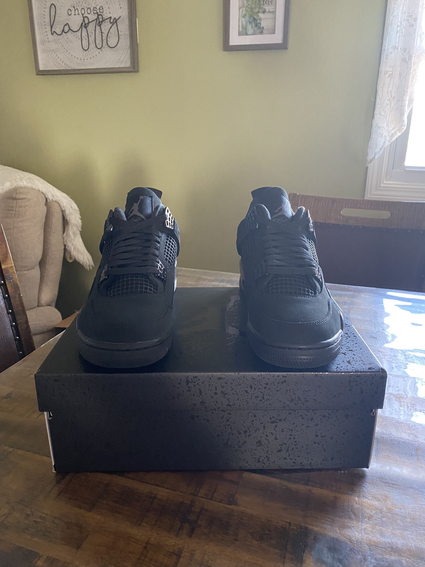 AIR JORDAN 4 BLACK CAT SIZE 9 