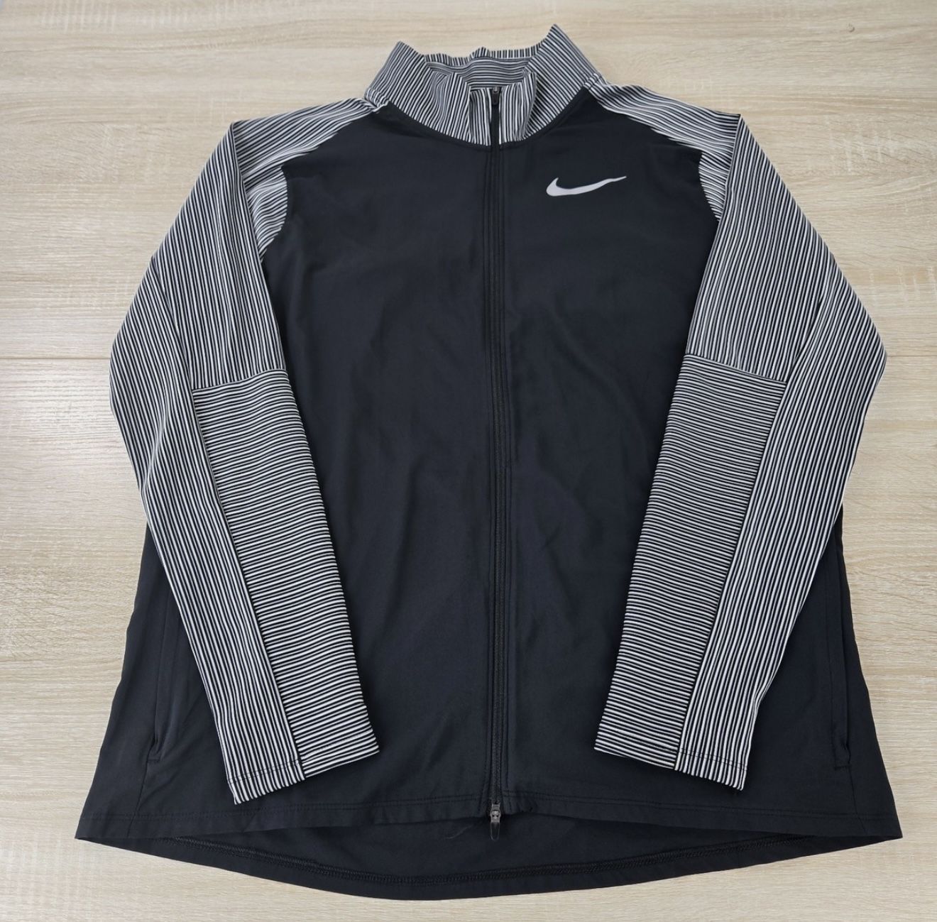 NIKE - Men's Nike Element Future Fast Zipper Hybrid Running Top Jacket Size - Adult MEDIUM