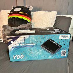 Pool Skimmer BRAND NEW