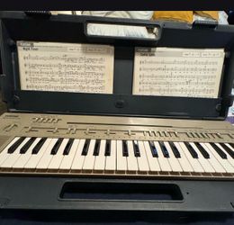YAMAHA Porta Sound pC-100