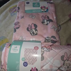 Minnie Mouse Baby Blanket And Outdoor Blanket Set 