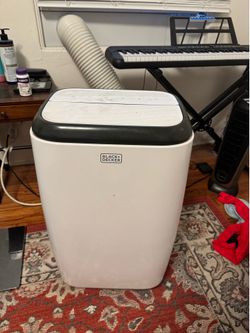 Black + Decker AC Unit (Air-Condition)