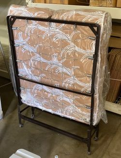 Twin Rollaway bed