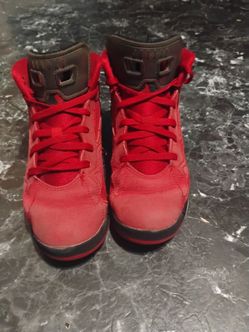 Red Jordans mvp size 2.5Y youth