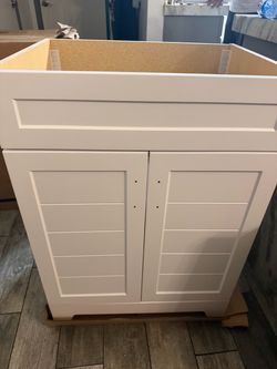 Bathroom vanity - NEW open box