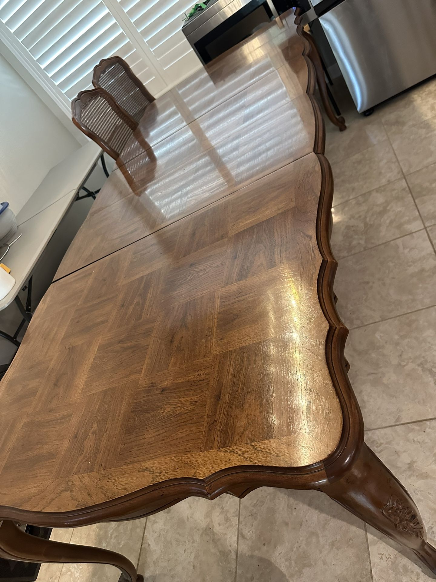 Dining Table Set with 5 Chairs With Extender
