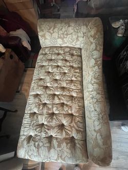 Chaise Lounge Couch