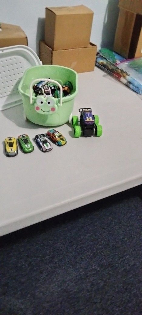 New Loaded Green Little Wagon