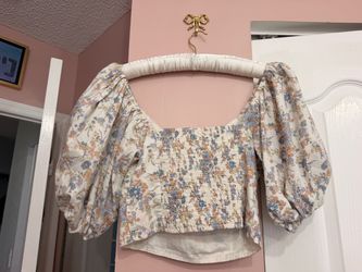 Floral Smocked Puff Sleeve Crop Top