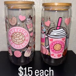 Cafecito Y Chisme Glass Cups 