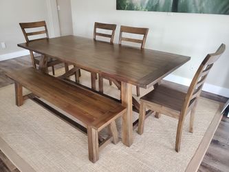 Farmhouse Style 6 Piece Dining Set